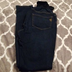 Skinny maternity jeans